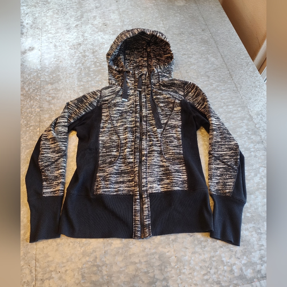 Zella zip up hoodie, L